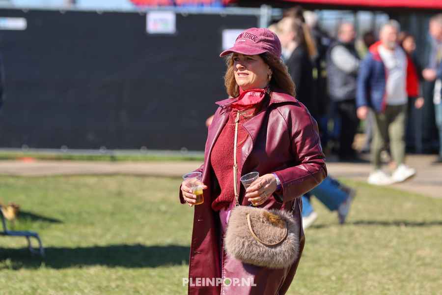 Sfeer Pleinpop Zondag (145)